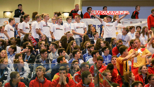 2015-04-30-La-cerimonia-inaugurale-gare-Giochi-Internazionali-della-gioventù-Salesiana-9